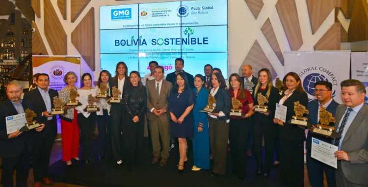 Representantes del Gobierno, la empresa privada y organismos internacionales.