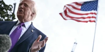 Trump dijo que suspender el viaje no es el reinicio de la guerra/AFP