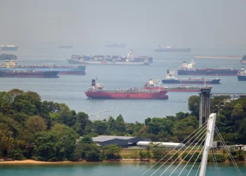 El bloqueo en Ormuz fue un golpe para la economía mundial/AFP