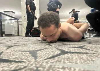 El atacante fue reducido por el Servicio Secreto/AFP