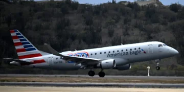 El primer vuelo comercial directo entre Estados Unidos y Venezuela /AFP
