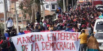Marcha en defensa del excandidato René Yahuasi. Foto: APG.