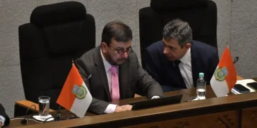 El ministro de Hidrocarburos, Mauricio Medinaceli. Foto: APG.