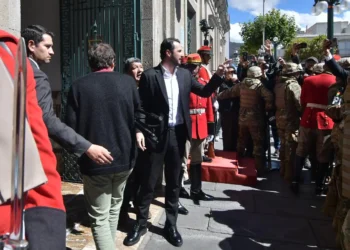 Juan Pablo Velasco ingresando a Casa Grande. Foto: APG