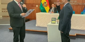 Posesión de Álvaro Fernando Tapia , nuevo director de la Aduana Nacional.
Foto: Aduana.