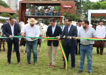 Inauguración de Agropecruz con presencia del presidente Paz. Foto: CAO