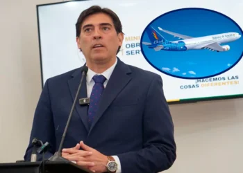 El ministro Zamora en la rueda de prensa de este lunes. Foto: Min. Obras Públicas