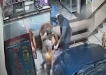 Las cámaras de seguridad registraron el atraco/Captura de pantalla