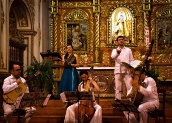 Orquesta Sinfónica 
Foto referencial