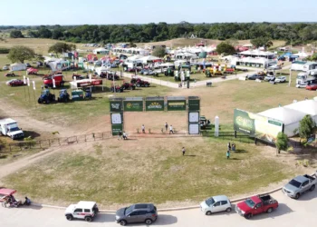 El área de exposiciones para la Expoagro 2026 en Fexpocruz Norte. Foto: Comtrax Revista Urbana