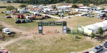 El área de exposiciones para la Expoagro 2026 en Fexpocruz Norte. Foto: Comtrax Revista Urbana