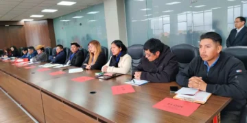 Reunión de las comisiones de transición en la Alcaldía de El Alto. FOTO: GAMEA