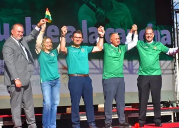 El presidente Rodrigo Paz anuncia la Ley de Incentivo al Deporte. Foto: Ministerio de Salud y Deportes.
