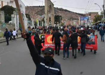 Varias movilizaciones toman las calles de La Paz. FOTO: APG