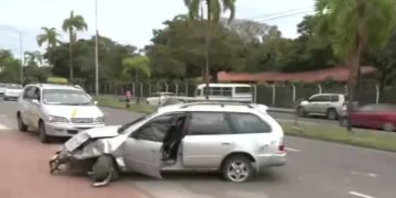 El vehículo invadió el carril contrario/Captura de pantalla