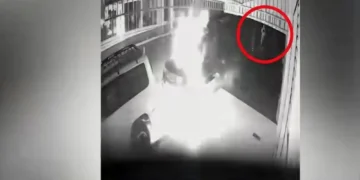 Imágenes captadas por las cámaras de seguridad. FOTO: FGE