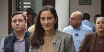 Luisa Nayar la presidenta del Concejo Municipal de Santa Cruz/RRSS