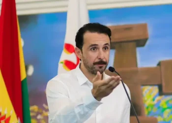 El Gobernador cruceño explicó las medidas que aplicará/RRSS