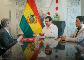 Reunión de autoridades en la Cámara de Diputados. Foto: Diputados