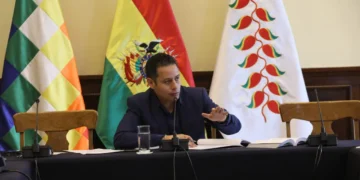 El vicepresidente Edmand Lara en reunión con las bancadas. Foto: Vicepresidencia