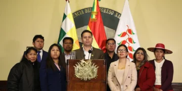 El vicepresidente Edmand Lara y su bancada. Foto: Vicepresidencia