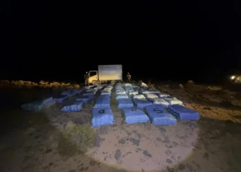 Los yutes con marihuana hallados en un furgón/FELCN