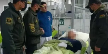 Fue agredido por manifestantes/Policía Boliviana