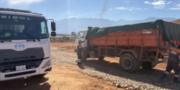 Camiones llevan los residuos a las nuevas plantas para su industrialización. FOTO: GAMC