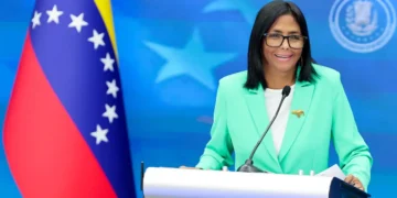Delcy Rodríguez formó una comisión/AFP