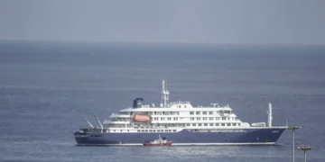 España aceptó que el crucero atraque en Canarias/AFP