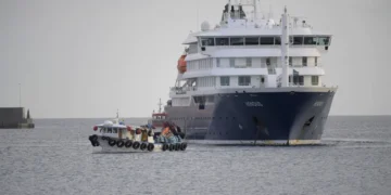 El crucero Hornius llegará a Países Bajes el domingo y será desinfectado/AFP