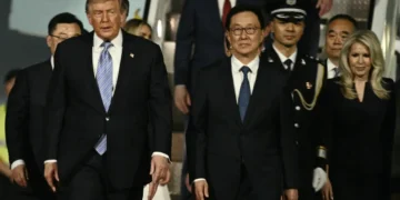 Donald Trump a su llegada a Pekín/AFP