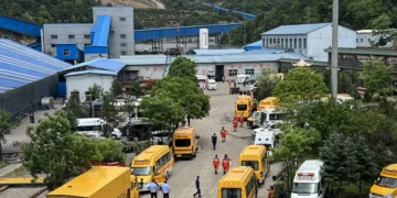 Los equipos de emergencia llegaron a la mina/AFP