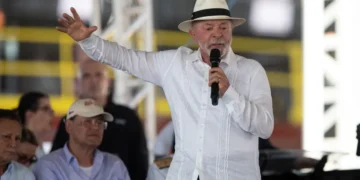 https://larazon.bo/mundo/2026/05/28/eeuu-declara-como-terroristas-a-grupos-criminales-pcc-y-cv/