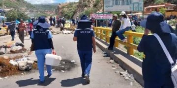 Los blqoueos impiden el paso de insumos médicos. Foto referencial Ministerio de Salud