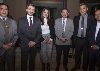 Alejandro Escobar, Olivier Fontan, Beatriz Pierola, Alfredo Troche, José Maurice Castro y Rodolfo Motero Torricos.