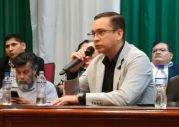 EL presidente del TS en la reunión con autoridades judiciales de Santa Cruz.
Foto: AJN