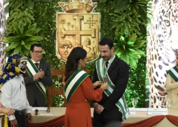 Juan Pablo Velasco fue posesionado. Foto: APG
