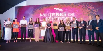 WEB presenta libro ‘Mujeres de la Historia"
Foto referencial