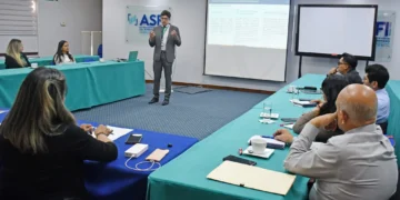 La mesa de trabajo imlusada por la ASFI