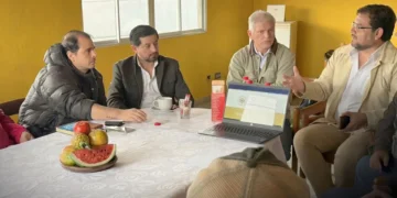 El encuentro entre representantes del INE y el sector productivo. Foto: INE