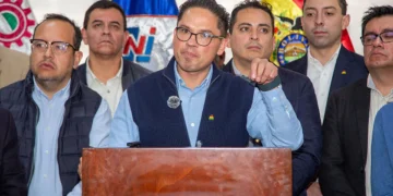 Representantes de los industriales en rueda de prensa informativa. Foto: CNI