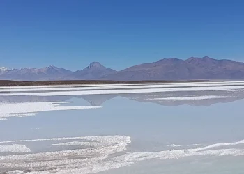 Salar de Coipasa, en el departamento de Oruro. Foto: Ricardo Ramirez