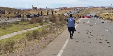 Defensor pide fortalecer la democracia y frenar violencia
Foto Defensoría del Pueblo