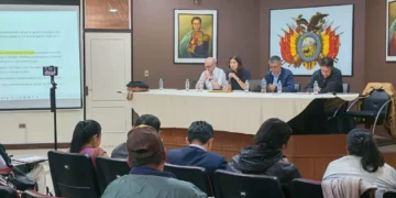 Diálogo entre el Ministerio de Educación y el magisterio urbano. FOTO: Ministerio de Educación