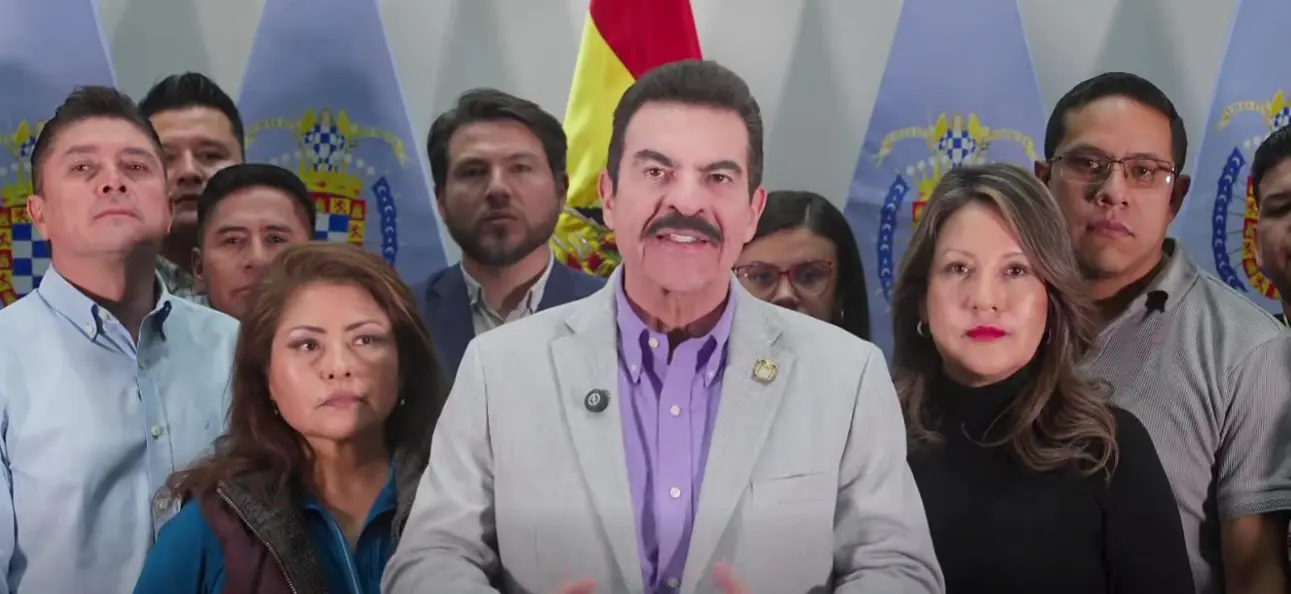 Manfred Reyes VIlla y los miembros de APB-Súmate.
Captura