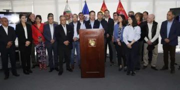 Una conferencia de prensa de los sectores industriales del país. Foto: CNI