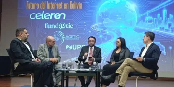 El Conversatorio por el Día del Internet. Foto: Fundetic