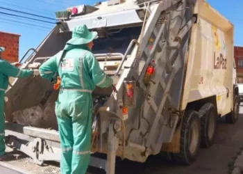 El recojo de la basura en La Paz queda paralizado por falta de combustibles. FOTO: AMUN