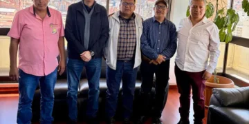 La reunión entre el ministro Zamora y cooperativistas. Foto: Obras Públicas